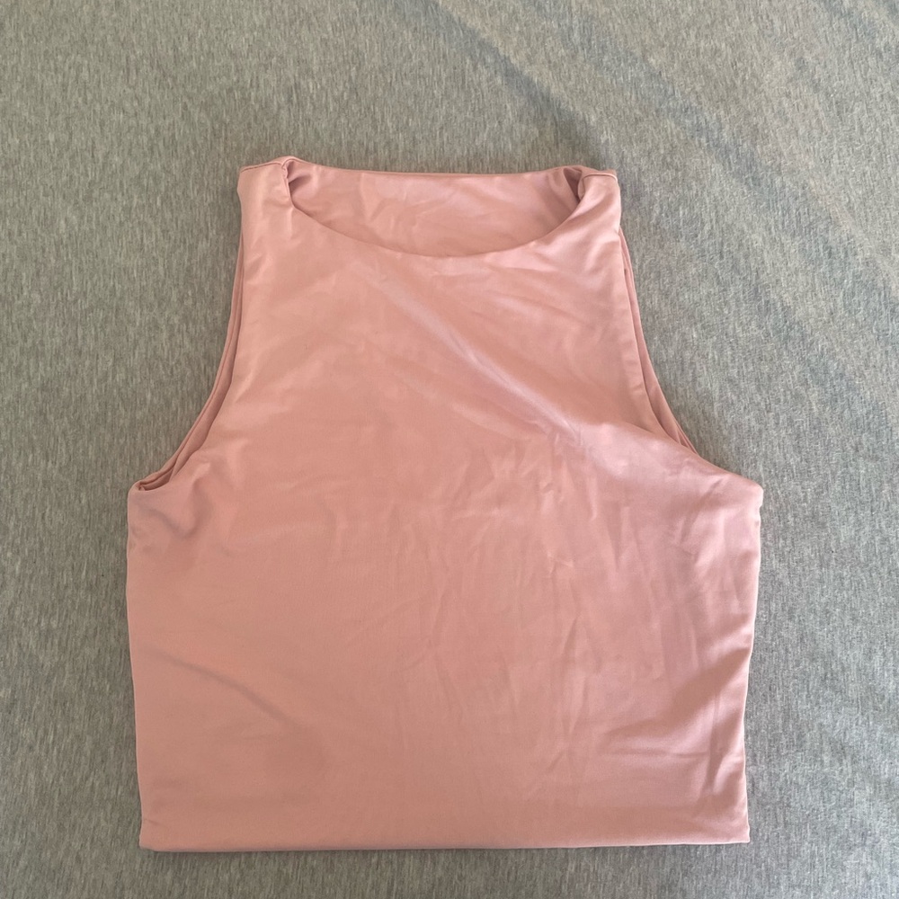 SMALL PINK CROP TOP